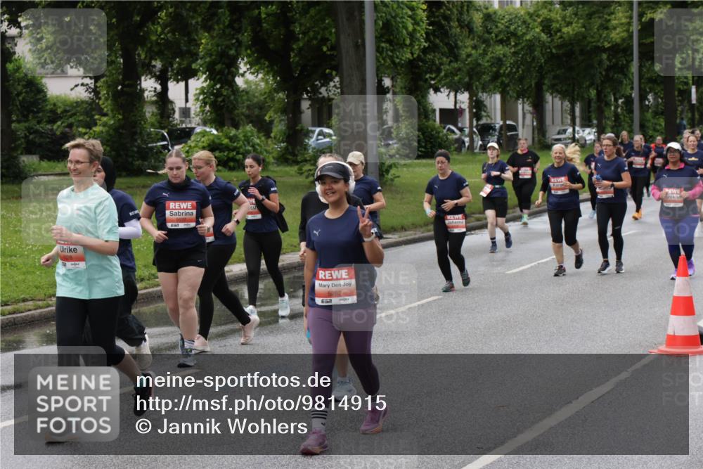 14.06.2026 - REWE Women's Run Jannik Wohlers http://msf.ph/oto/9814915 14.06.2026 10:42:27 Laufen 5028, 5252, 7 meine-sportfotos.de