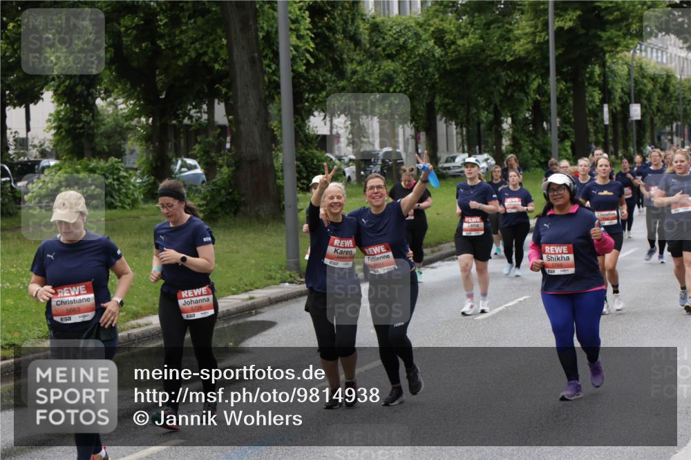 14.06.2026 - REWE Women's Run Jannik Wohlers http://msf.ph/oto/9814938 14.06.2026 10:42:30 Laufen 5663, 57, 5726, 657, 6014, 5768, 7 meine-sportfotos.de