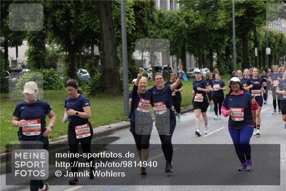 14.06.2026 - REWE Women's Run Jannik Wohlers http://msf.ph/oto/9814940 14.06.2026 10:42:30 Laufen 5663, 57, 5726, 517, 6014 meine-sportfotos.de