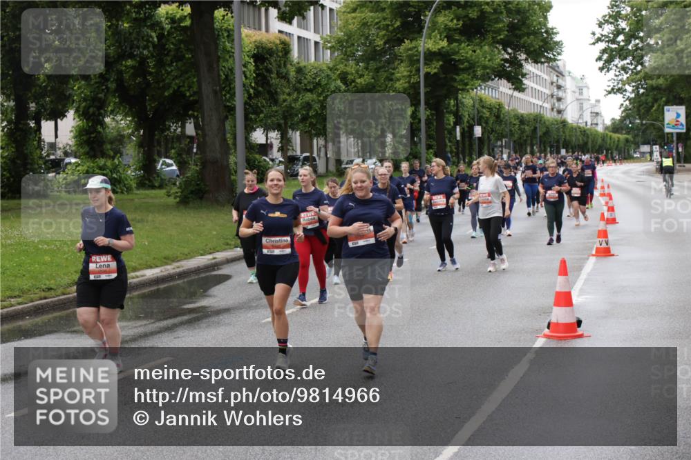 14.06.2026 - REWE Women's Run Jannik Wohlers http://msf.ph/oto/9814966 14.06.2026 10:42:34 Laufen 7 meine-sportfotos.de