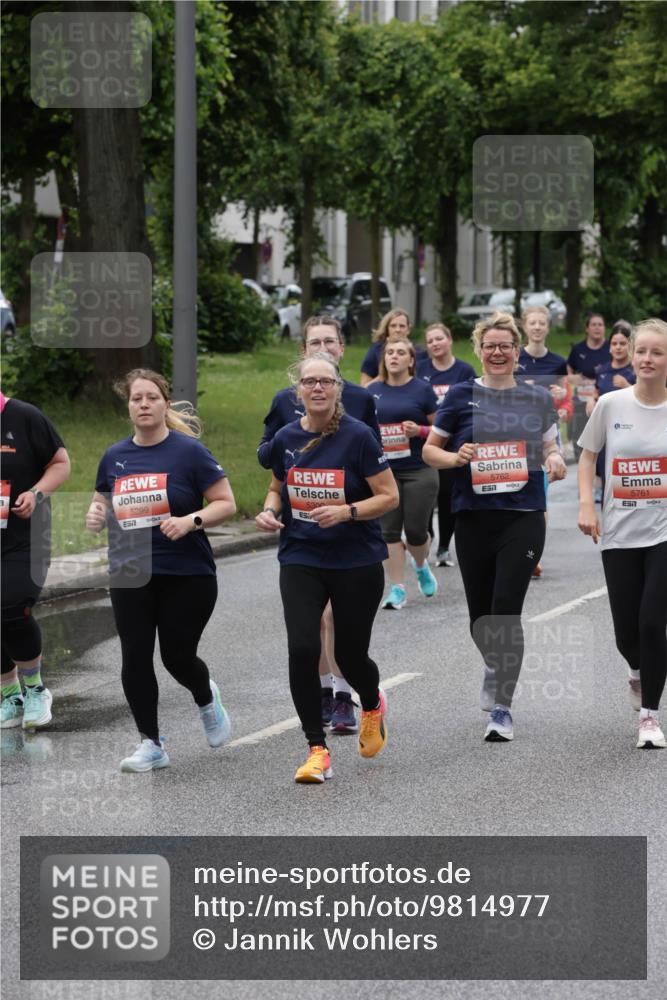 14.06.2026 - REWE Women's Run Jannik Wohlers http://msf.ph/oto/9814977 14.06.2026 10:42:37 Laufen 5299, 57, 5300, 5762, 57, 5761, 57 meine-sportfotos.de