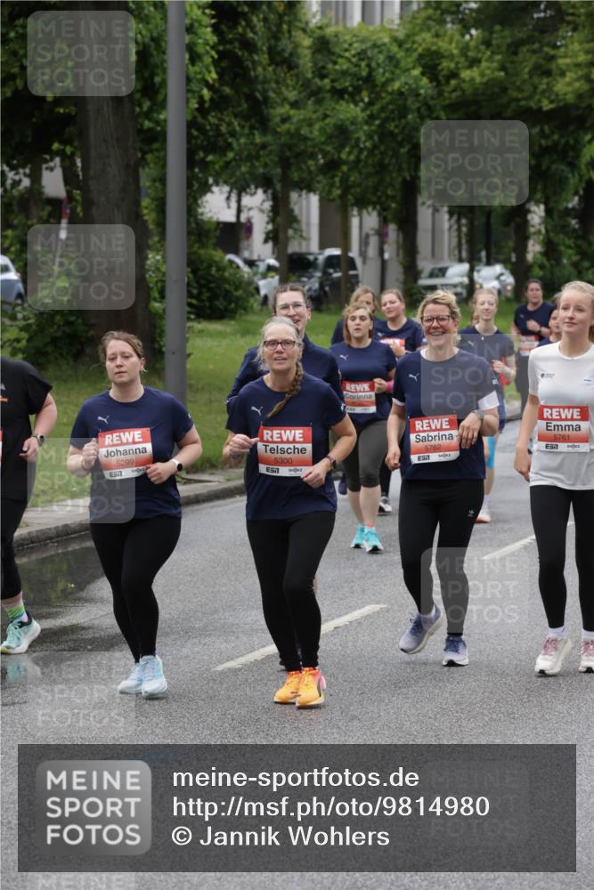 14.06.2026 - REWE Women's Run Jannik Wohlers http://msf.ph/oto/9814980 14.06.2026 10:42:37 Laufen 5299, 657, 5300, 7, 5762, 57, 5761, 7 meine-sportfotos.de