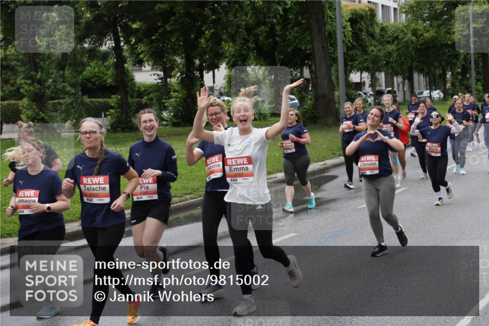 14.06.2026 - REWE Women's Run Jannik Wohlers http://msf.ph/oto/9815002 14.06.2026 10:42:40 Laufen 5299, 5300, 57, 5987, 57, 5761, 7, 6136 meine-sportfotos.de