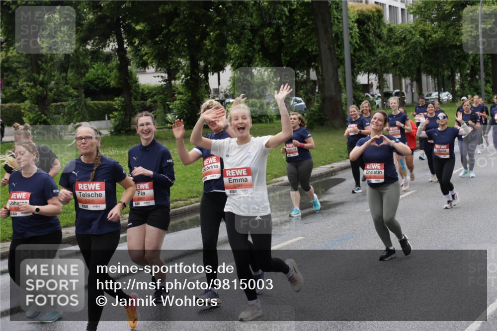14.06.2026 - REWE Women's Run Jannik Wohlers http://msf.ph/oto/9815003 14.06.2026 10:42:40 Laufen 5300, 5987, 5761, 57, 5136 meine-sportfotos.de