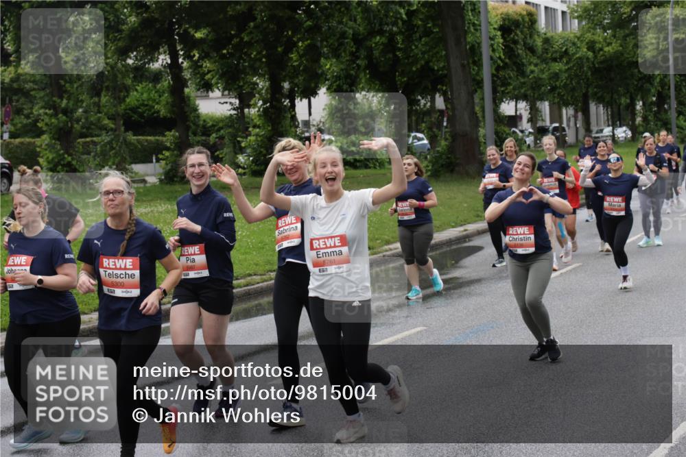 14.06.2026 - REWE Women's Run Jannik Wohlers http://msf.ph/oto/9815004 14.06.2026 10:42:40 Laufen 6517, 5300, 7, 5987, 5761, 657 meine-sportfotos.de