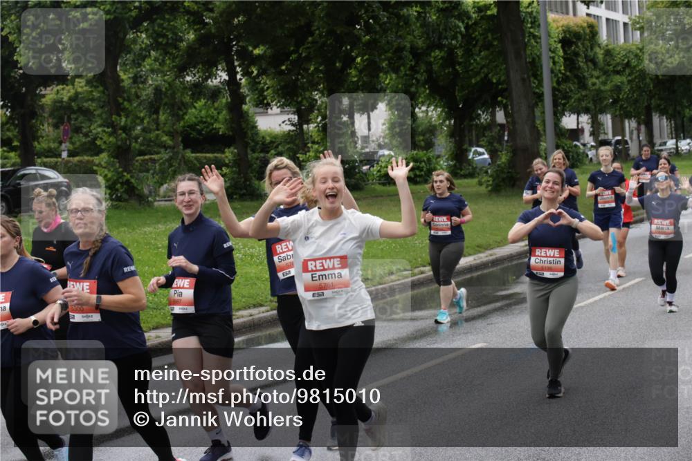 14.06.2026 - REWE Women's Run Jannik Wohlers http://msf.ph/oto/9815010 14.06.2026 10:42:41 Laufen 5300, 6987, 576, 57, 5761, 5136, 2 meine-sportfotos.de