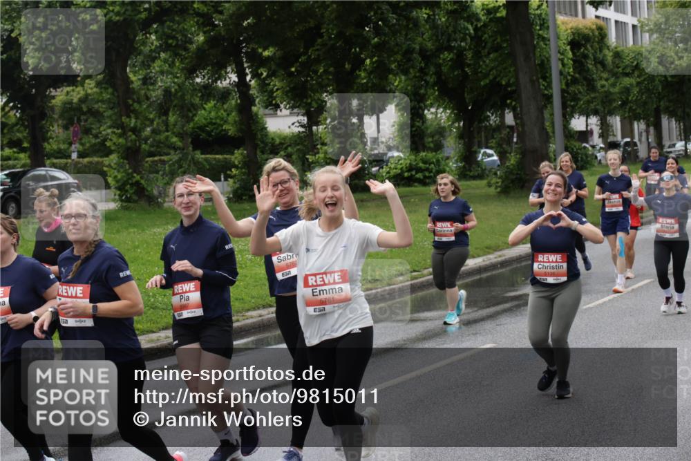 14.06.2026 - REWE Women's Run Jannik Wohlers http://msf.ph/oto/9815011 14.06.2026 10:42:41 Laufen 5987, 57, 576, 7, 5761, 7, 5136 meine-sportfotos.de