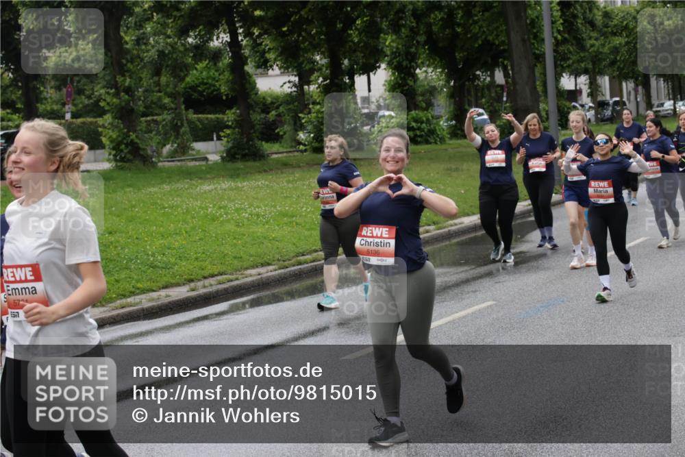 14.06.2026 - REWE Women's Run Jannik Wohlers http://msf.ph/oto/9815015 14.06.2026 10:42:42 Laufen 57, 6577, 5136, 557 meine-sportfotos.de