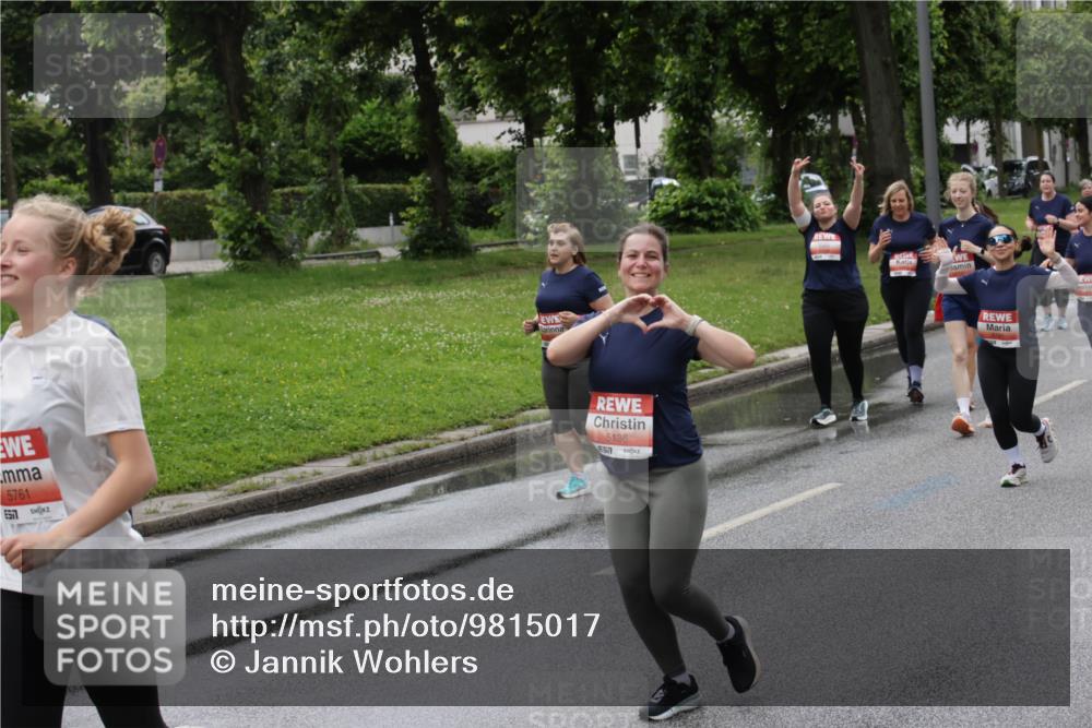 14.06.2026 - REWE Women's Run Jannik Wohlers http://msf.ph/oto/9815017 14.06.2026 10:42:42 Laufen 5761, 5136, 57 meine-sportfotos.de