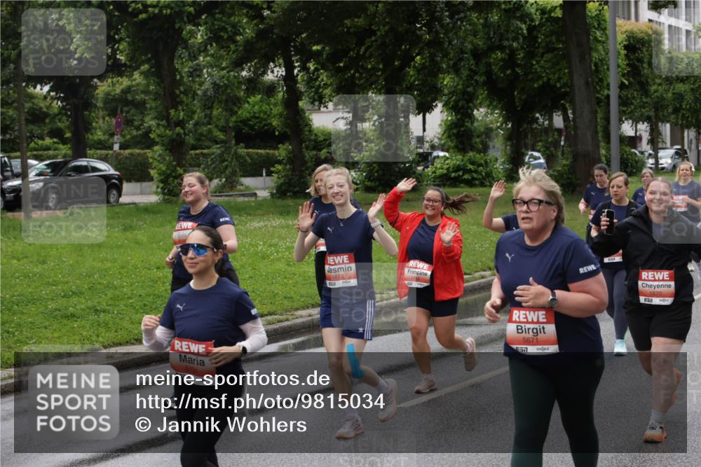 14.06.2026 - REWE Women's Run Jannik Wohlers http://msf.ph/oto/9815034 14.06.2026 10:42:45 Laufen 5181, 5, 5612, 5671, 57, 5870 meine-sportfotos.de