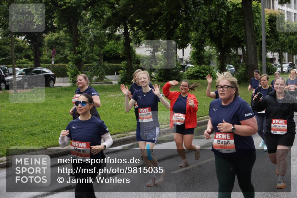14.06.2026 - REWE Women's Run Jannik Wohlers http://msf.ph/oto/9815035 14.06.2026 10:42:45 Laufen 5181, 57, 5612, 5671, 5870 meine-sportfotos.de