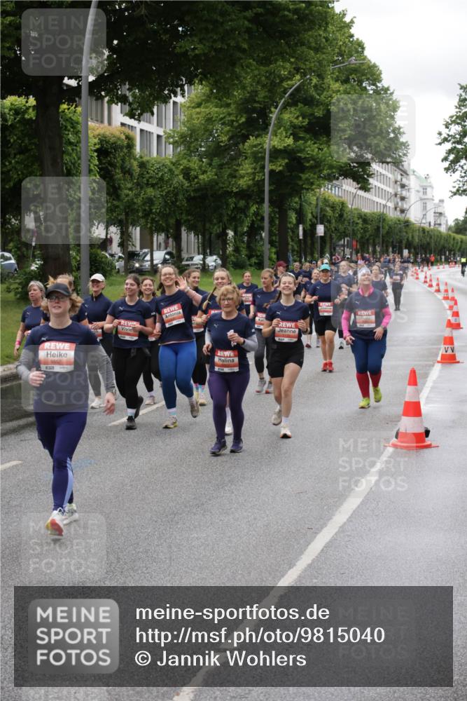 14.06.2026 - REWE Women's Run Jannik Wohlers http://msf.ph/oto/9815040 14.06.2026 10:42:47 Laufen 5558 meine-sportfotos.de