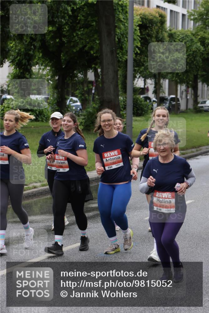 14.06.2026 - REWE Women's Run Jannik Wohlers http://msf.ph/oto/9815052 14.06.2026 10:42:48 Laufen 82, 5080, 5081, 7, 59, 5862 meine-sportfotos.de