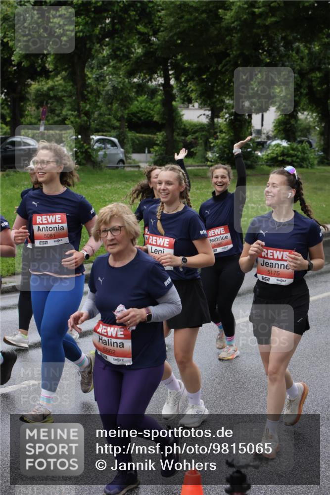 14.06.2026 - REWE Women's Run Jannik Wohlers http://msf.ph/oto/9815065 14.06.2026 10:42:51 Laufen 5081, 9, 5862, 517, 5088, 5175, 7 meine-sportfotos.de