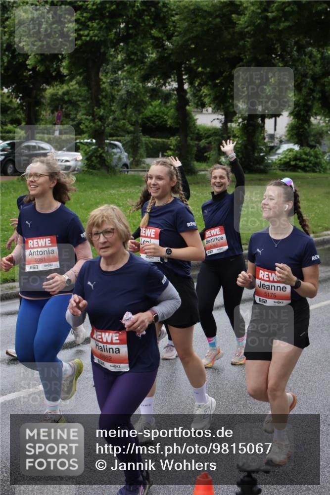 14.06.2026 - REWE Women's Run Jannik Wohlers http://msf.ph/oto/9815067 14.06.2026 10:42:51 Laufen 5081, 5862, 5088, 7, 5175 meine-sportfotos.de