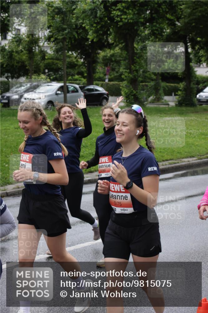 14.06.2026 - REWE Women's Run Jannik Wohlers http://msf.ph/oto/9815075 14.06.2026 10:42:52 Laufen 5088, 1657, 5175 meine-sportfotos.de