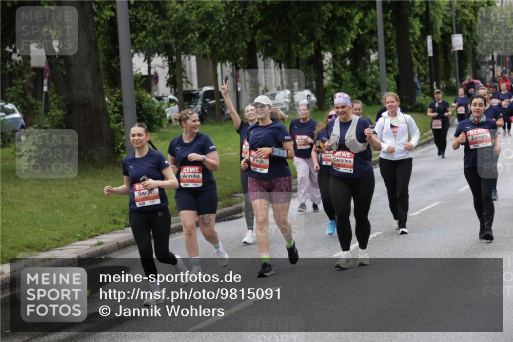 14.06.2026 - REWE Women's Run Jannik Wohlers http://msf.ph/oto/9815091 14.06.2026 10:42:59 Laufen 5383, 517, 5645, 57 meine-sportfotos.de