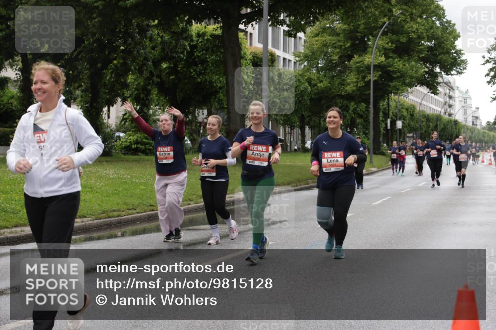 14.06.2026 - REWE Women's Run Jannik Wohlers http://msf.ph/oto/9815128 14.06.2026 10:43:08 Laufen 6027 meine-sportfotos.de