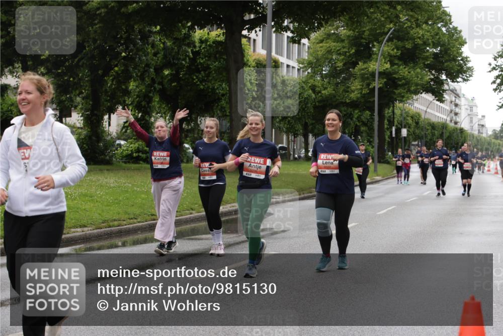 14.06.2026 - REWE Women's Run Jannik Wohlers http://msf.ph/oto/9815130 14.06.2026 10:43:08 Laufen 51 meine-sportfotos.de