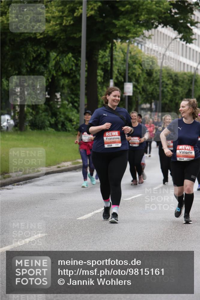 14.06.2026 - REWE Women's Run Jannik Wohlers http://msf.ph/oto/9815161 14.06.2026 10:43:13 Laufen 5152, 57, 5151, 57 meine-sportfotos.de