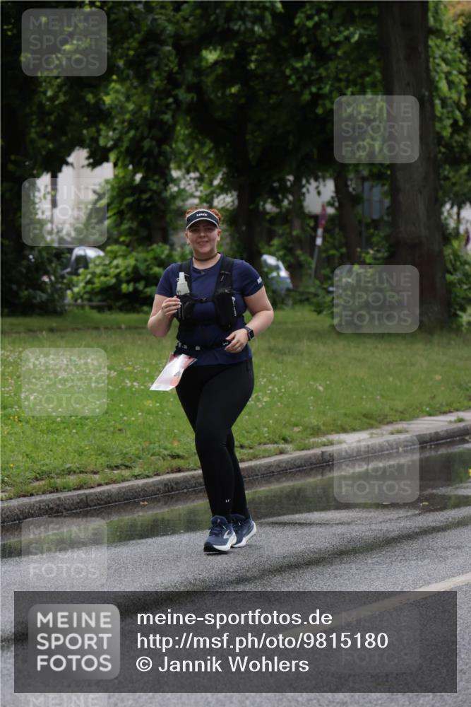 14.06.2026 - REWE Women's Run Jannik Wohlers http://msf.ph/oto/9815180 14.06.2026 10:43:17 Laufen  meine-sportfotos.de