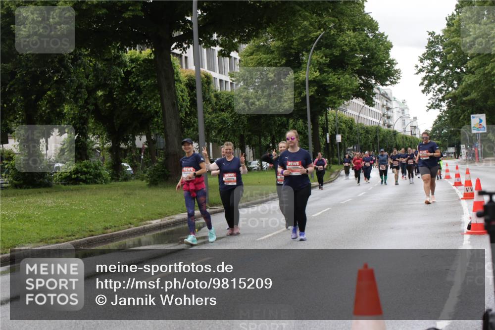 14.06.2026 - REWE Women's Run Jannik Wohlers http://msf.ph/oto/9815209 14.06.2026 10:43:22 Laufen  meine-sportfotos.de