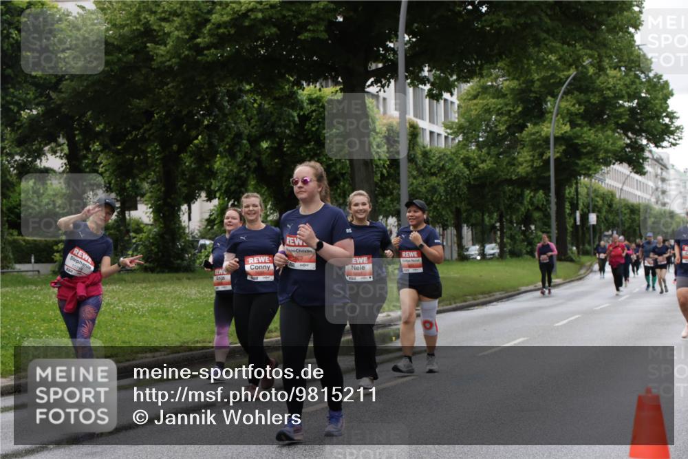 14.06.2026 - REWE Women's Run Jannik Wohlers http://msf.ph/oto/9815211 14.06.2026 10:43:26 Laufen 10718, 7, 162 meine-sportfotos.de
