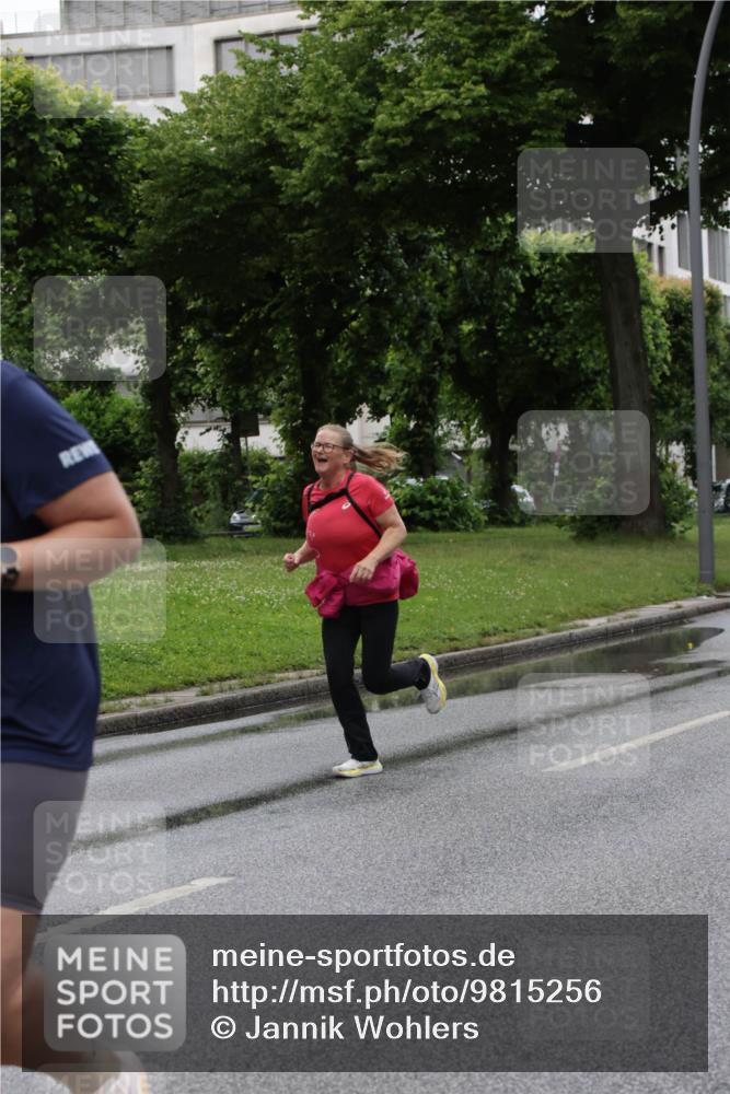 14.06.2026 - REWE Women's Run Jannik Wohlers http://msf.ph/oto/9815256 14.06.2026 10:43:33 Laufen  meine-sportfotos.de