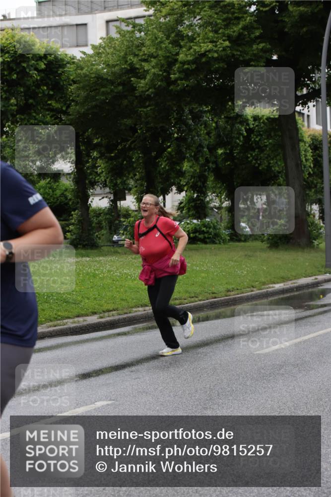 14.06.2026 - REWE Women's Run Jannik Wohlers http://msf.ph/oto/9815257 14.06.2026 10:43:33 Laufen  meine-sportfotos.de