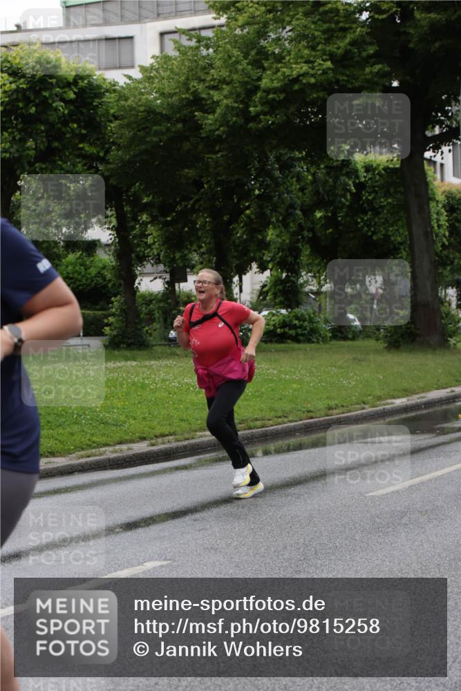 14.06.2026 - REWE Women's Run Jannik Wohlers http://msf.ph/oto/9815258 14.06.2026 10:43:33 Laufen  meine-sportfotos.de