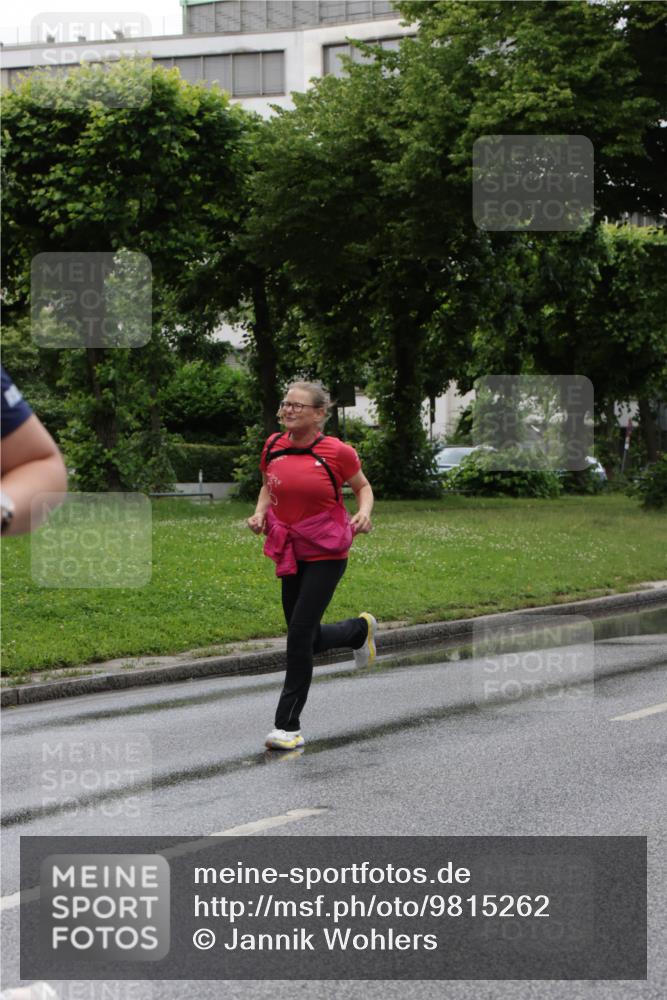 14.06.2026 - REWE Women's Run Jannik Wohlers http://msf.ph/oto/9815262 14.06.2026 10:43:33 Laufen  meine-sportfotos.de