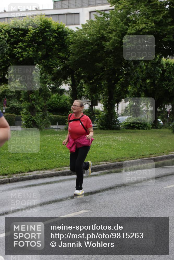 14.06.2026 - REWE Women's Run Jannik Wohlers http://msf.ph/oto/9815263 14.06.2026 10:43:33 Laufen  meine-sportfotos.de