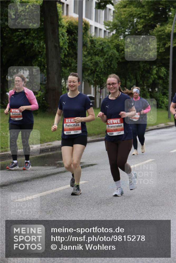 14.06.2026 - REWE Women's Run Jannik Wohlers http://msf.ph/oto/9815278 14.06.2026 10:43:38 Laufen 5537, 5564, 657 meine-sportfotos.de
