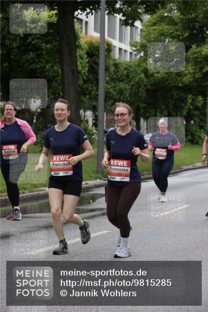 14.06.2026 - REWE Women's Run Jannik Wohlers http://msf.ph/oto/9815285 14.06.2026 10:43:38 Laufen 5537, 7, 5564, 7 meine-sportfotos.de