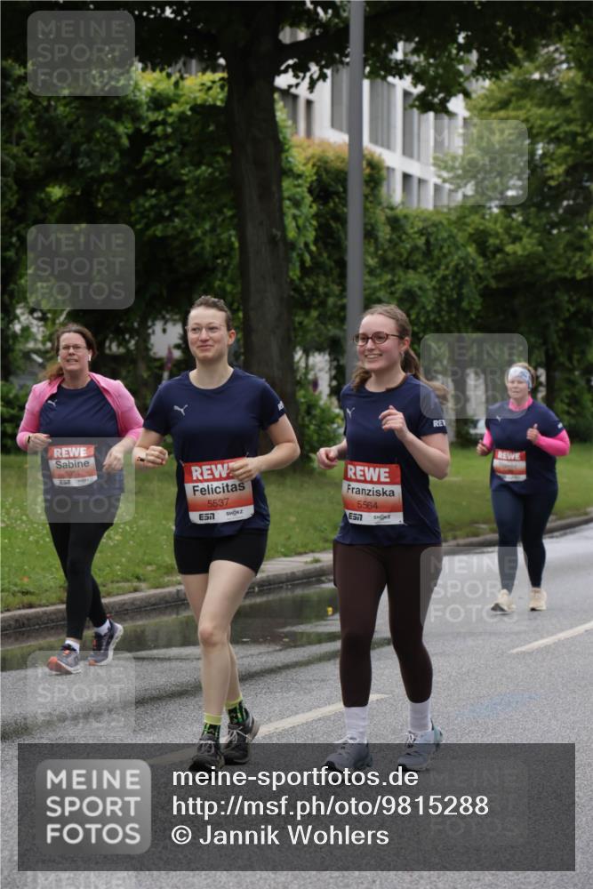 14.06.2026 - REWE Women's Run Jannik Wohlers http://msf.ph/oto/9815288 14.06.2026 10:43:39 Laufen 51, 5537, 7, 5564 meine-sportfotos.de