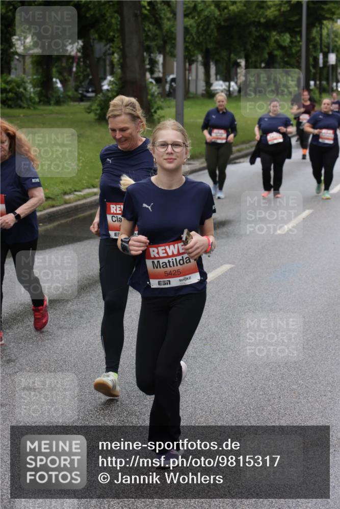 14.06.2026 - REWE Women's Run Jannik Wohlers http://msf.ph/oto/9815317 14.06.2026 10:43:50 Laufen 5425 meine-sportfotos.de