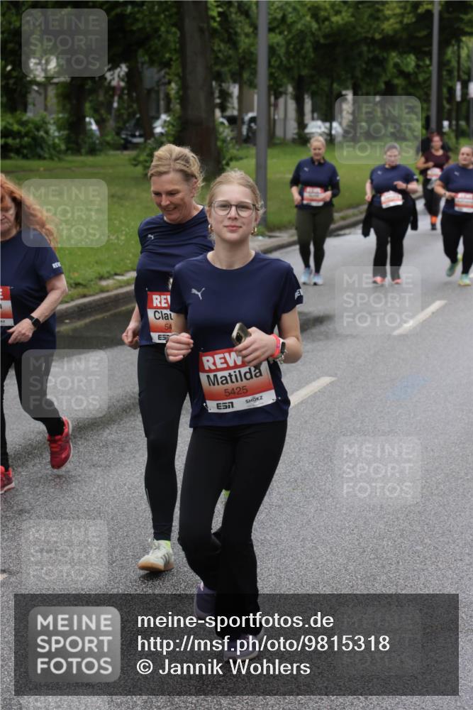 14.06.2026 - REWE Women's Run Jannik Wohlers http://msf.ph/oto/9815318 14.06.2026 10:43:50 Laufen 54, 5425 meine-sportfotos.de