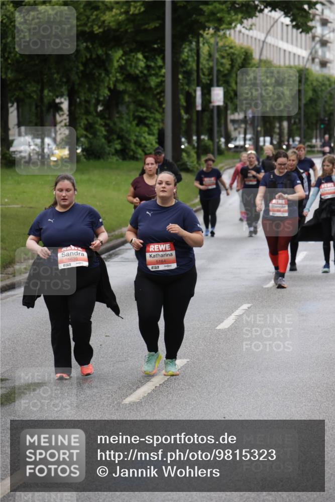 14.06.2026 - REWE Women's Run Jannik Wohlers http://msf.ph/oto/9815323 14.06.2026 10:43:52 Laufen 5636, 5184, 657 meine-sportfotos.de