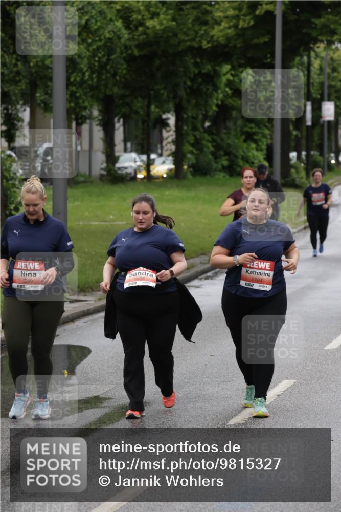 14.06.2026 - REWE Women's Run Jannik Wohlers http://msf.ph/oto/9815327 14.06.2026 10:43:52 Laufen 5269, 5636, 51, 5184 meine-sportfotos.de