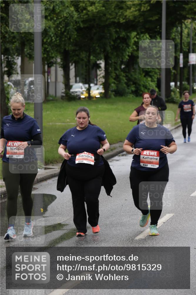 14.06.2026 - REWE Women's Run Jannik Wohlers http://msf.ph/oto/9815329 14.06.2026 10:43:53 Laufen 5269, 5636, 7, 5184 meine-sportfotos.de