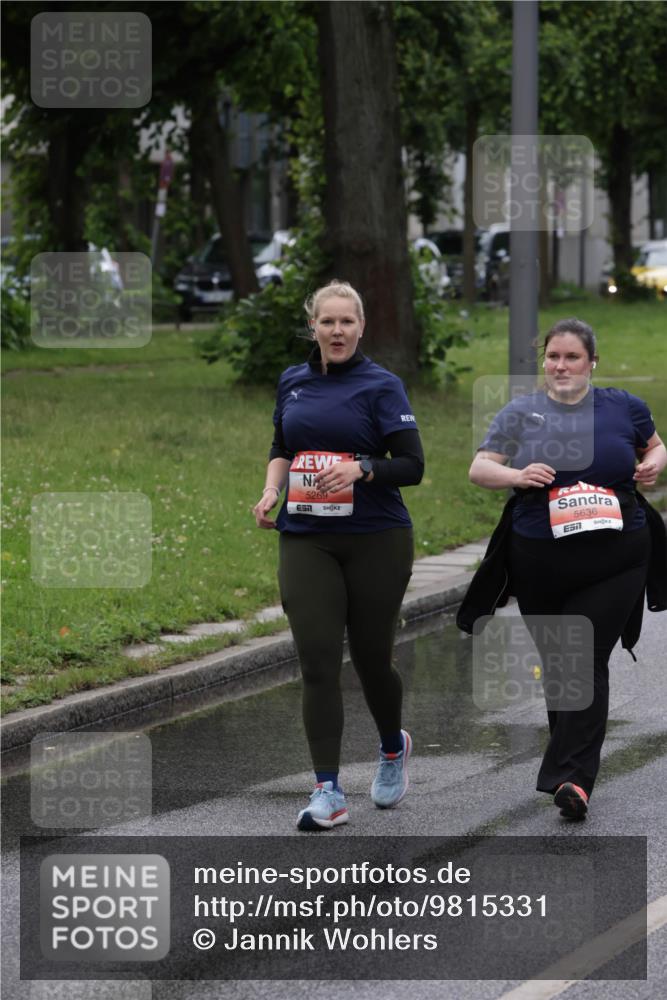 14.06.2026 - REWE Women's Run Jannik Wohlers http://msf.ph/oto/9815331 14.06.2026 10:43:53 Laufen 5269, 5636, 57 meine-sportfotos.de
