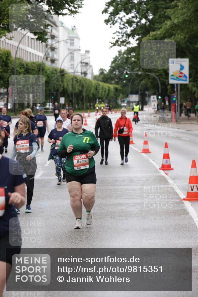 14.06.2026 - REWE Women's Run Jannik Wohlers http://msf.ph/oto/9815351 14.06.2026 10:43:57 Laufen 6021, 7, 5171, 7 meine-sportfotos.de