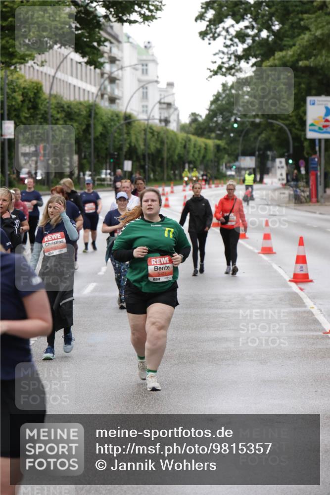 14.06.2026 - REWE Women's Run Jannik Wohlers http://msf.ph/oto/9815357 14.06.2026 10:43:58 Laufen 6021, 7, 5171 meine-sportfotos.de