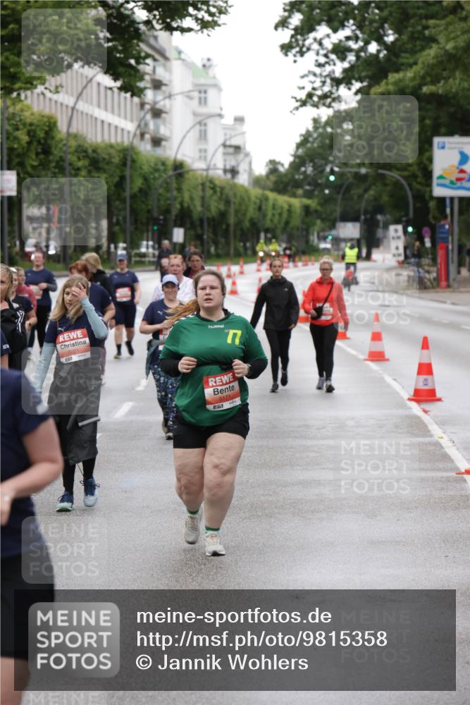 14.06.2026 - REWE Women's Run Jannik Wohlers http://msf.ph/oto/9815358 14.06.2026 10:43:58 Laufen 6021, 7, 77, 5171 meine-sportfotos.de