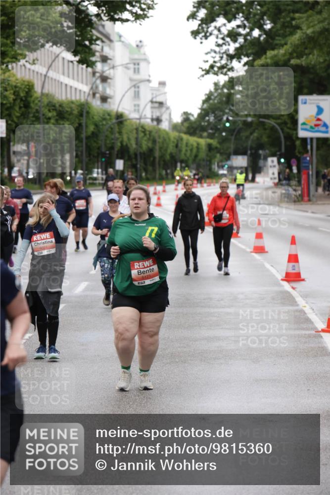 14.06.2026 - REWE Women's Run Jannik Wohlers http://msf.ph/oto/9815360 14.06.2026 10:43:58 Laufen 6021, 7, 5171 meine-sportfotos.de