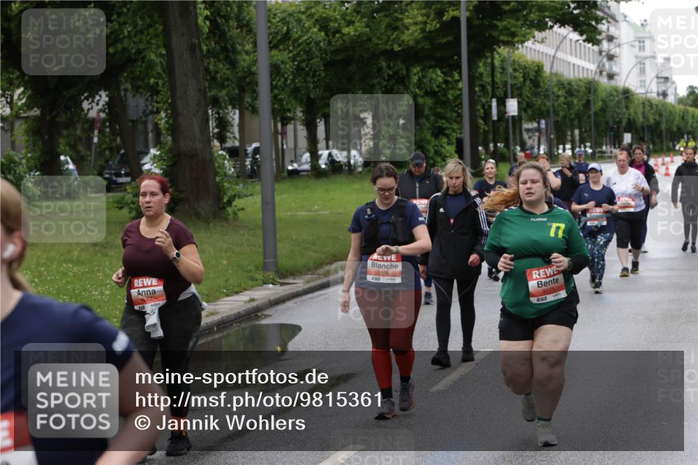 14.06.2026 - REWE Women's Run Jannik Wohlers http://msf.ph/oto/9815361 14.06.2026 10:44:00 Laufen 77, 5305, 77, 5171 meine-sportfotos.de
