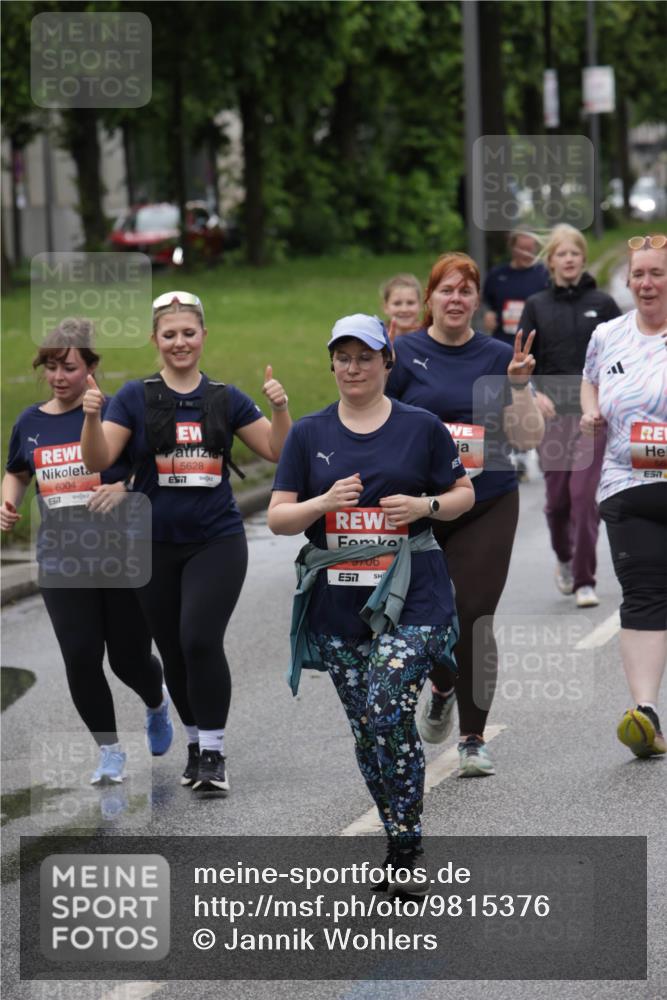 14.06.2026 - REWE Women's Run Jannik Wohlers http://msf.ph/oto/9815376 14.06.2026 10:44:06 Laufen 6004, 517, 5628, 5706, 7 meine-sportfotos.de