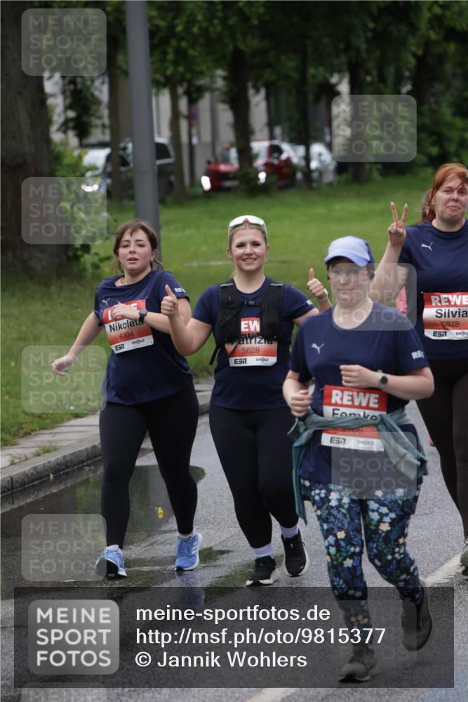 14.06.2026 - REWE Women's Run Jannik Wohlers http://msf.ph/oto/9815377 14.06.2026 10:44:07 Laufen 57, 6004, 5628, 9706, 7, 6878 meine-sportfotos.de