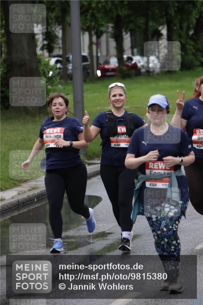 14.06.2026 - REWE Women's Run Jannik Wohlers http://msf.ph/oto/9815380 14.06.2026 10:44:07 Laufen 577, 6004, 5628, 9706, 7 meine-sportfotos.de
