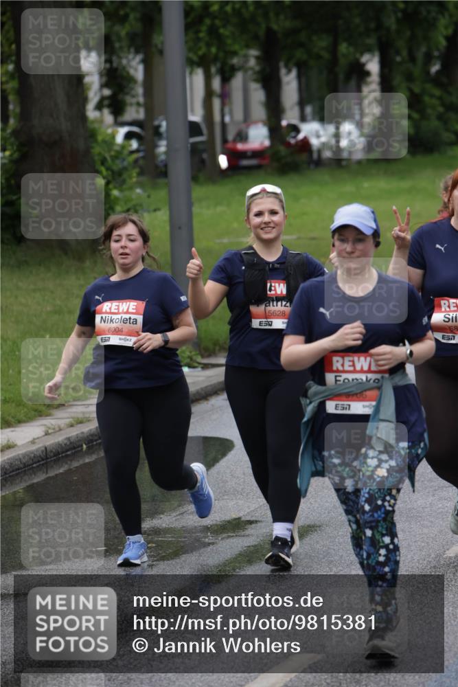 14.06.2026 - REWE Women's Run Jannik Wohlers http://msf.ph/oto/9815381 14.06.2026 10:44:07 Laufen 6004, 57, 5628, 5706, 7, 68 meine-sportfotos.de